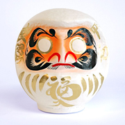 large daruma doll