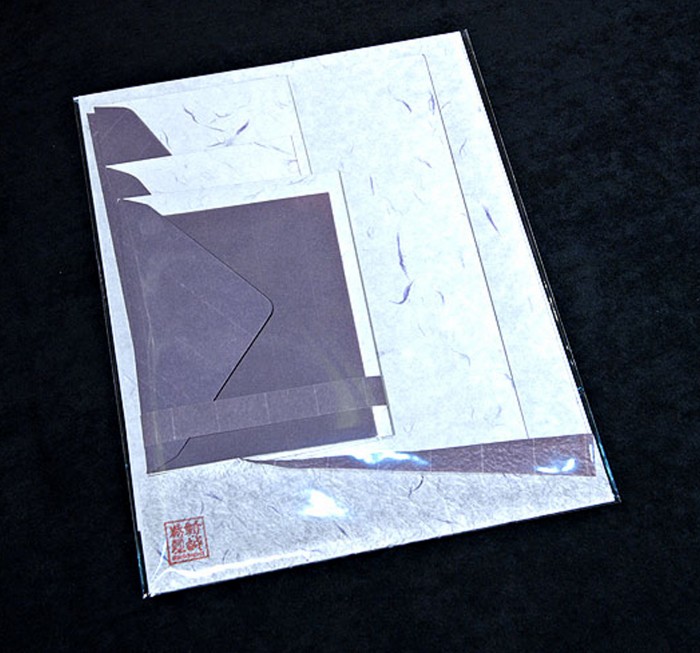 Murasaki (Lavender coloured) Echizen Handmade Washi Paper & Envelope Set Authentic Echizen paper, environmentally-friendly