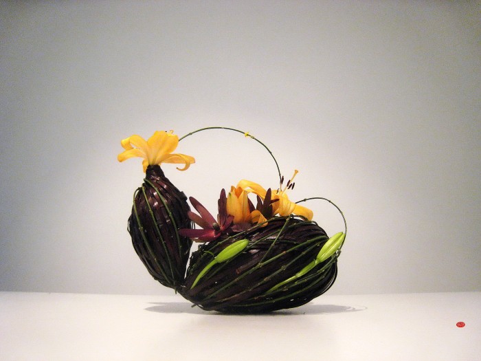 Ikebana Gallery 020 (Cerulean Beauty) « Unique Japan (uniquejapan.com)